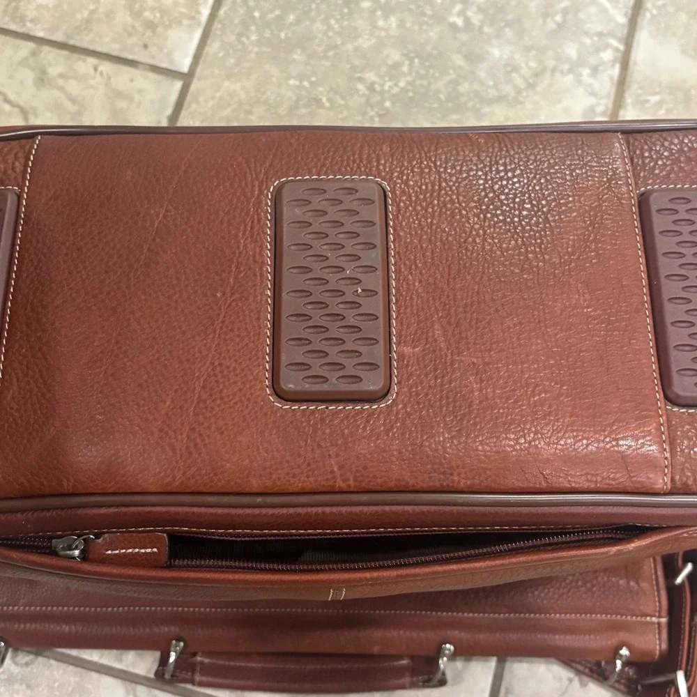 Johnston & Murphy Mens Brown Leather Briefcase Messenger Laptop Bag Turn Lock